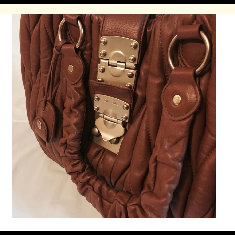 Authentic Miu Miu Bag. Miu Miu Tote - image 3